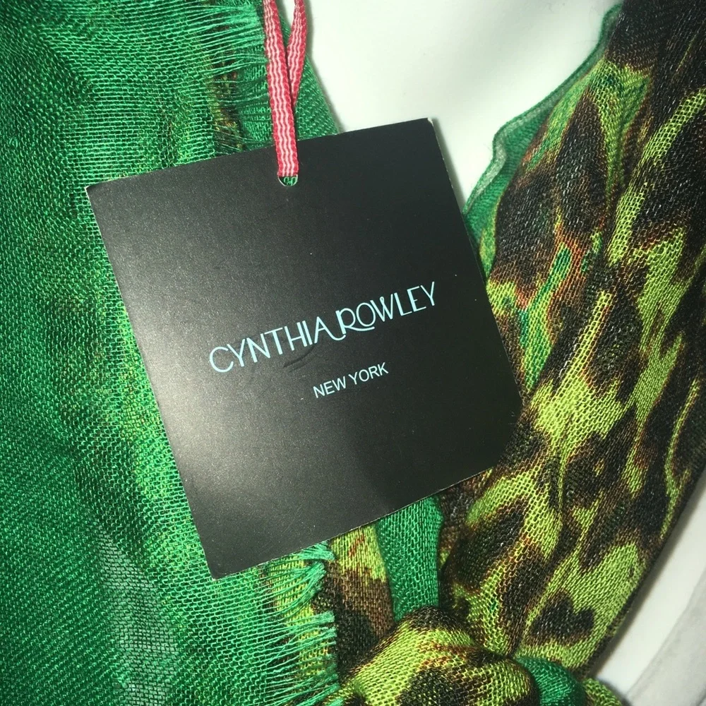 NWT Cynthia Rowley green leopard print scarf